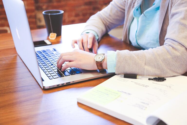Cuánto cuesta mantener una página web